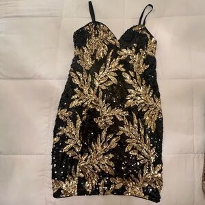 Elegant Black and Gold Sequin Dress